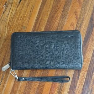 Bostanten Wristlet Wallet